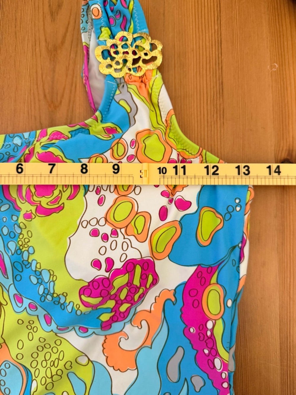 Trina Turk Colorful Abstract One Piece Swimsuit Gold Detail Asymmetric Size 8 - Picture 7 of 8